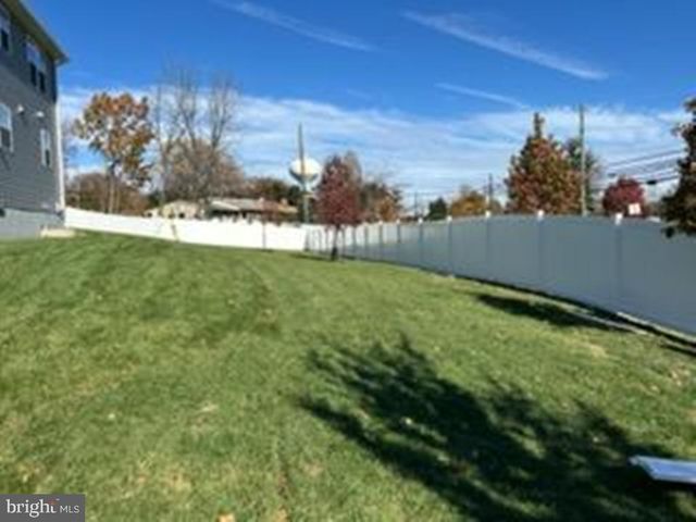 942 STEIN CT, Warminster, PA 18974