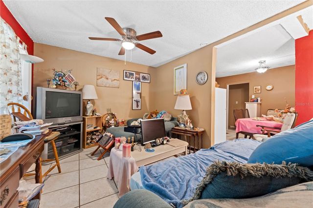2615 W COMANCHE AVENUE, Tampa, FL 33614
