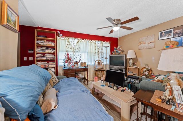 2615 W COMANCHE AVENUE, Tampa, FL 33614