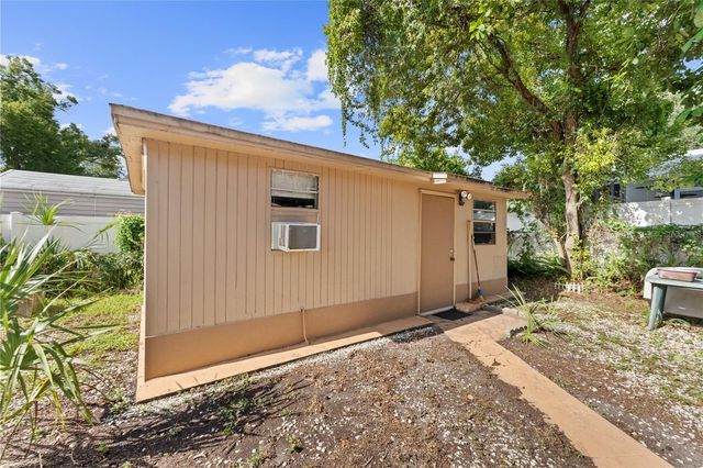 2615 W COMANCHE AVENUE, Tampa, FL 33614