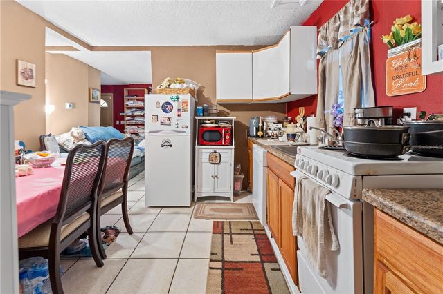2615 W COMANCHE AVENUE, Tampa, FL 33614