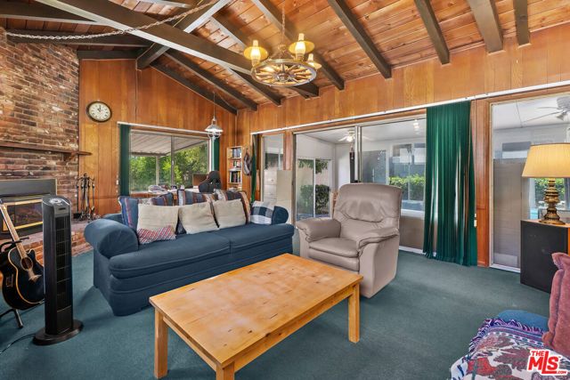 720 N Pass Avenue, Burbank, CA 91505