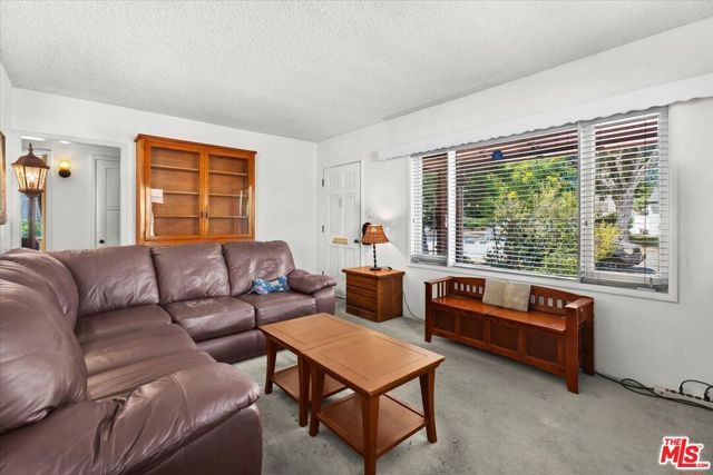 720 N Pass Avenue, Burbank, CA 91505