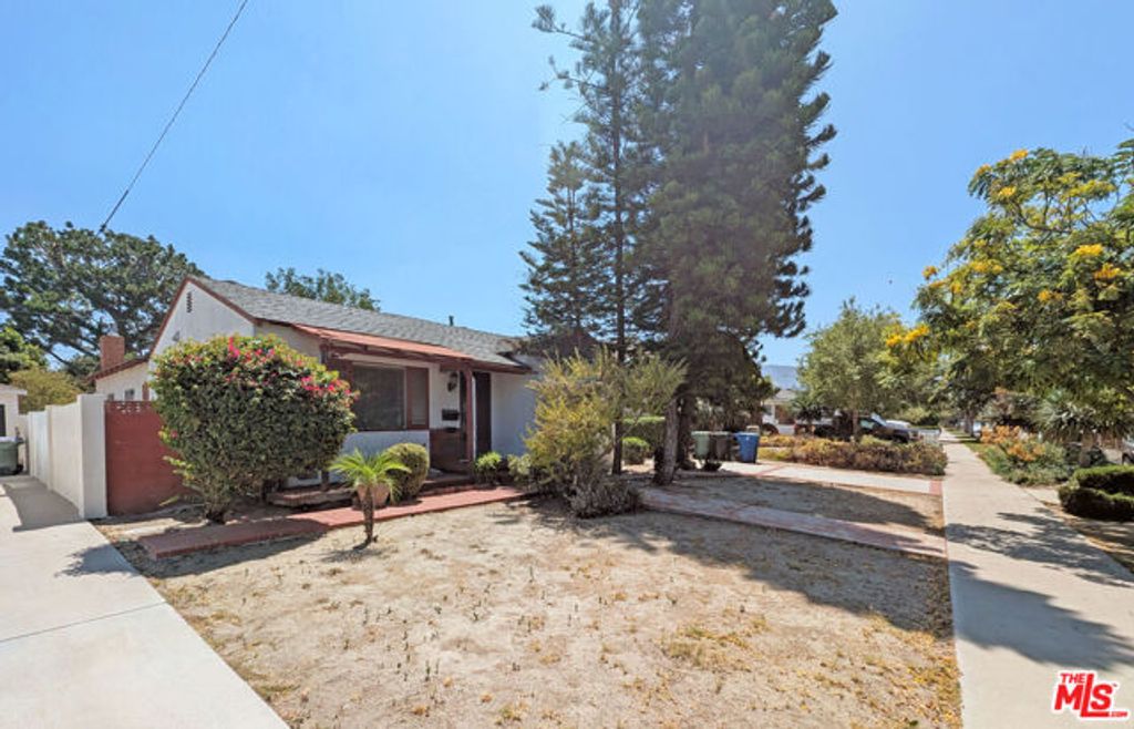 720 N Pass Avenue, Burbank, CA 91505