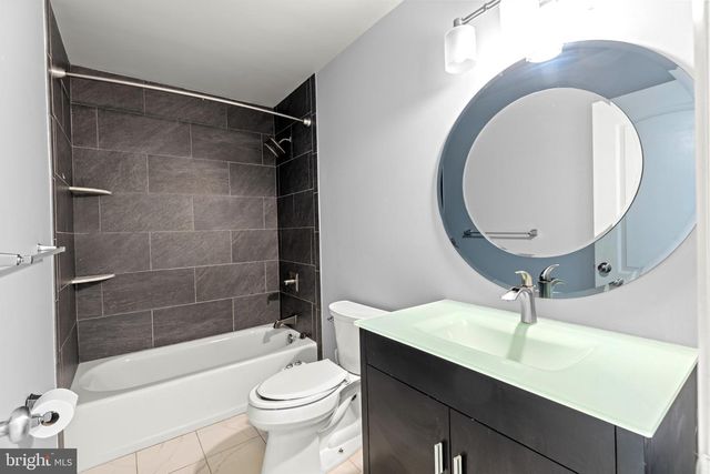 81 WILLOW CT, Hamilton, NJ 08619