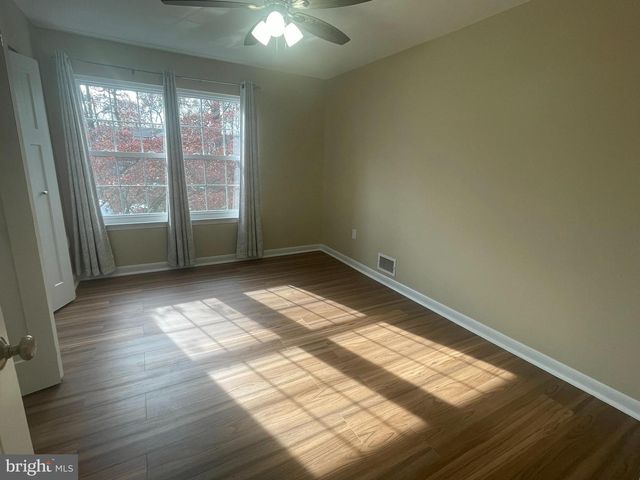 81 WILLOW CT, Hamilton, NJ 08619