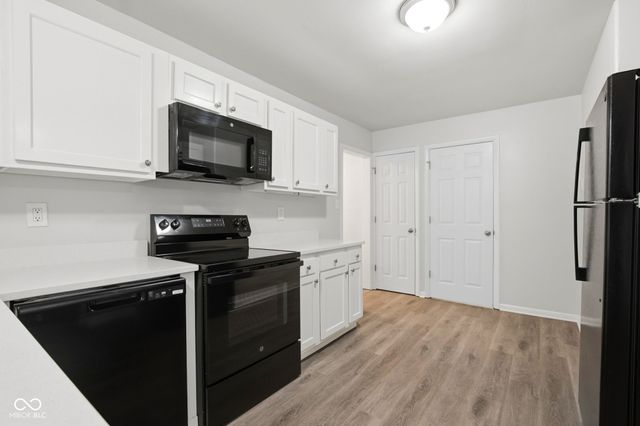 6808 Madison Avenue, Indianapolis, IN 46227