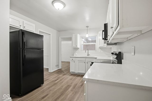 6808 Madison Avenue, Indianapolis, IN 46227