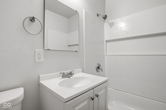 6808 Madison Avenue, Indianapolis, IN 46227