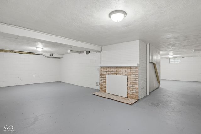 6808 Madison Avenue, Indianapolis, IN 46227