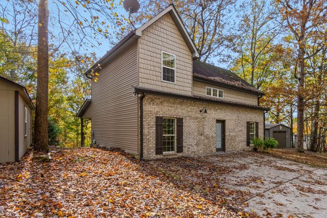 251 Oak Dr, Smithville, TN 37166