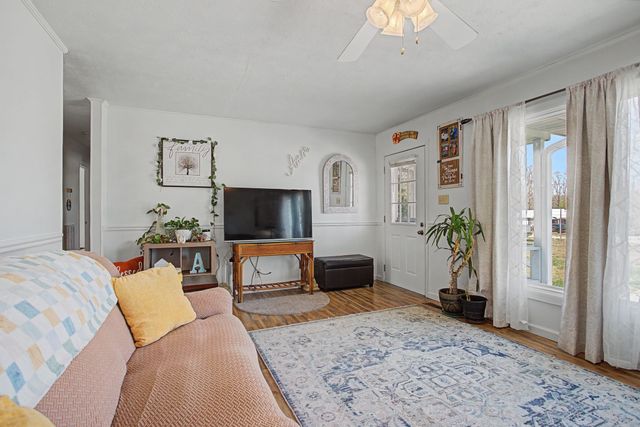 127 Rockhouse Rd, Hohenwald, TN 38462