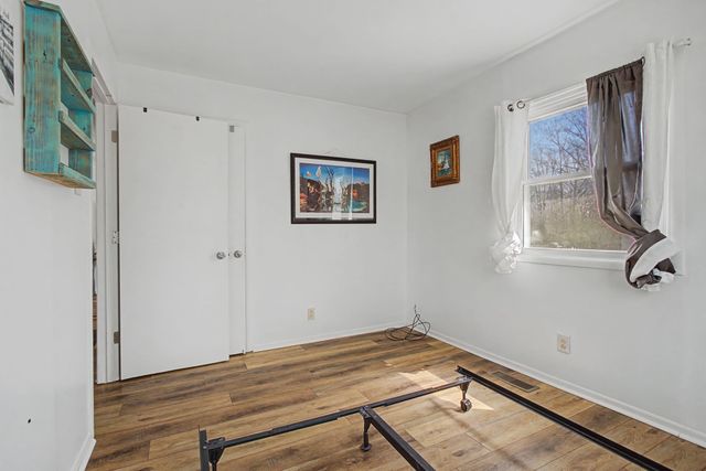 127 Rockhouse Rd, Hohenwald, TN 38462