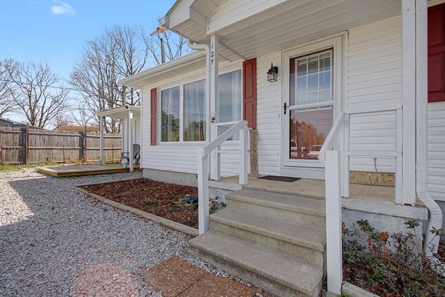 127 Rockhouse Rd, Hohenwald, TN 38462