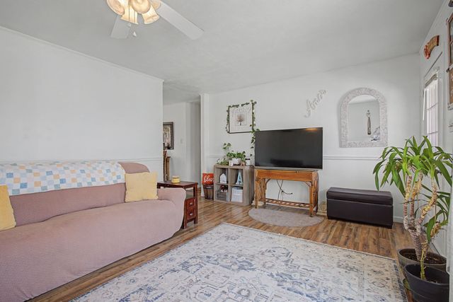 127 Rockhouse Rd, Hohenwald, TN 38462