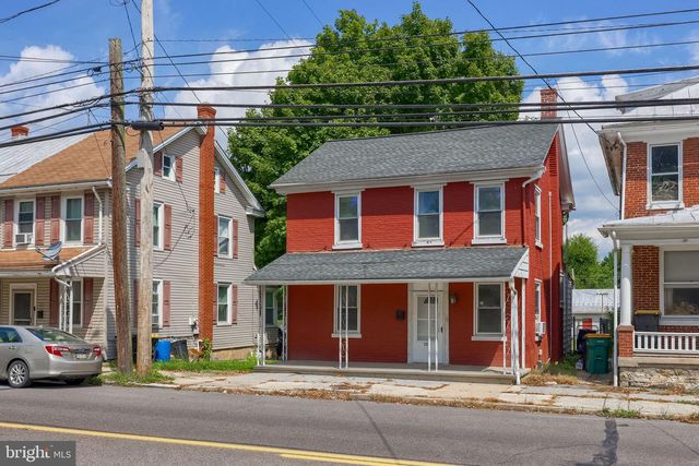 121 W PENN AVE, Wernersville, PA 19565