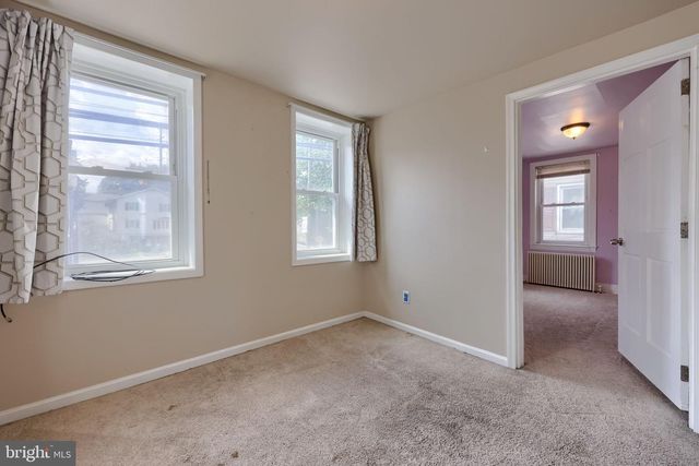 121 W PENN AVE, Wernersville, PA 19565