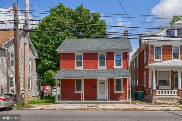 121 W PENN AVE, Wernersville, PA 19565