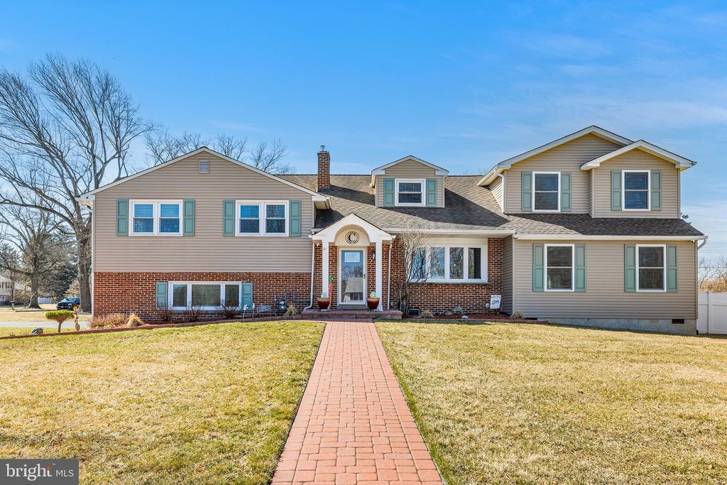 1202 ARDWAY ROAD, Blue Bell, PA 19422 — exterior