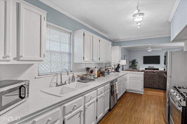 3862 Greenway Place, Shreveport, LA 71105