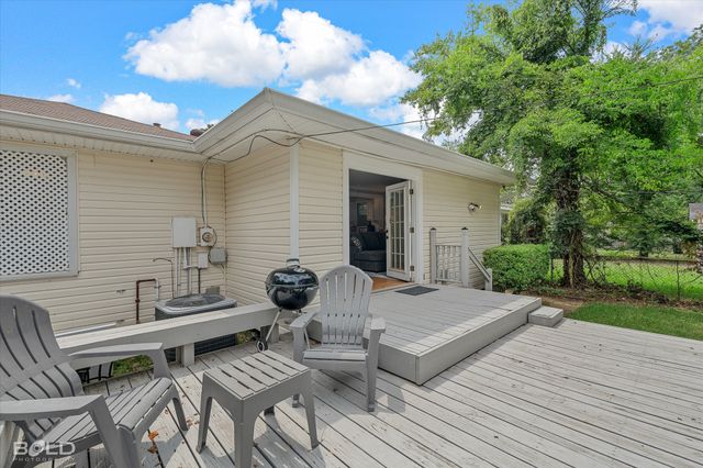 3862 Greenway Place, Shreveport, LA 71105