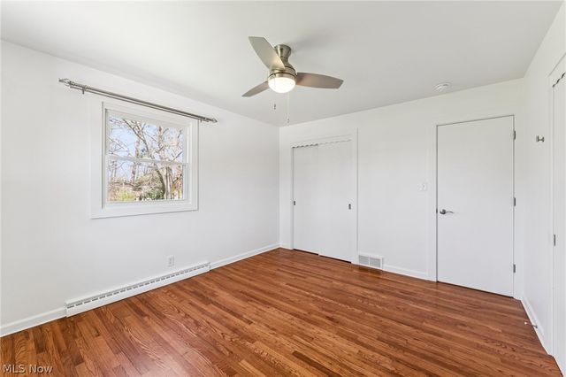 379 N Aurora Road, Aurora, OH 44202