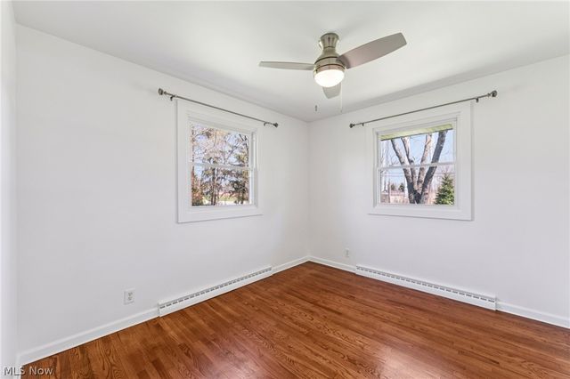 379 N Aurora Road, Aurora, OH 44202