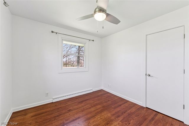 379 N Aurora Road, Aurora, OH 44202
