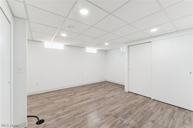 379 N Aurora Road, Aurora, OH 44202