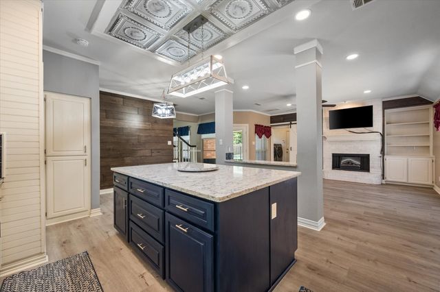 6806 Thornbird Lane, Arlington, TX 76001