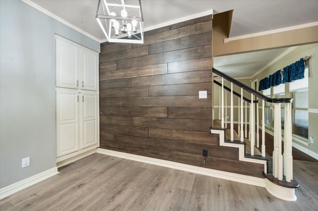 6806 Thornbird Lane, Arlington, TX 76001