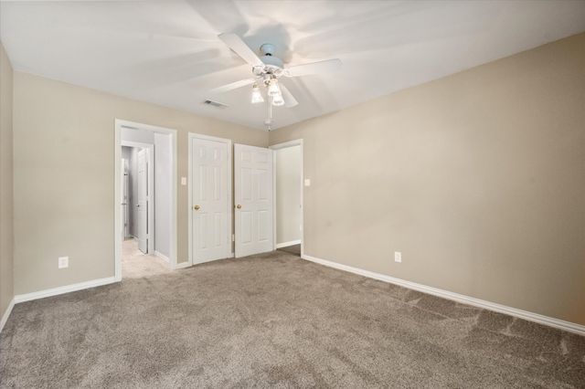 6806 Thornbird Lane, Arlington, TX 76001
