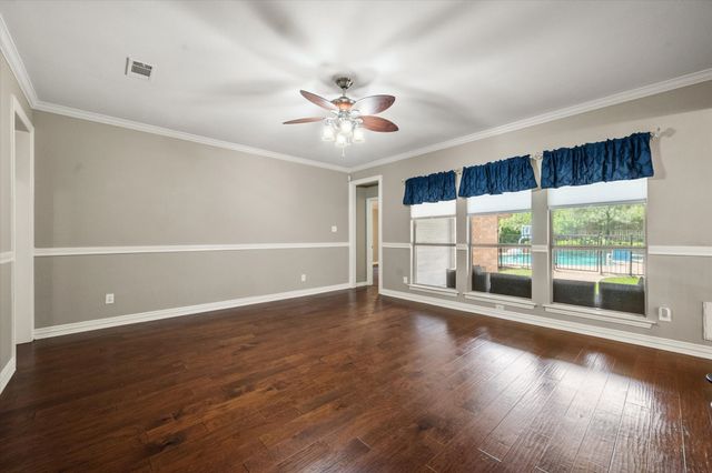 6806 Thornbird Lane, Arlington, TX 76001