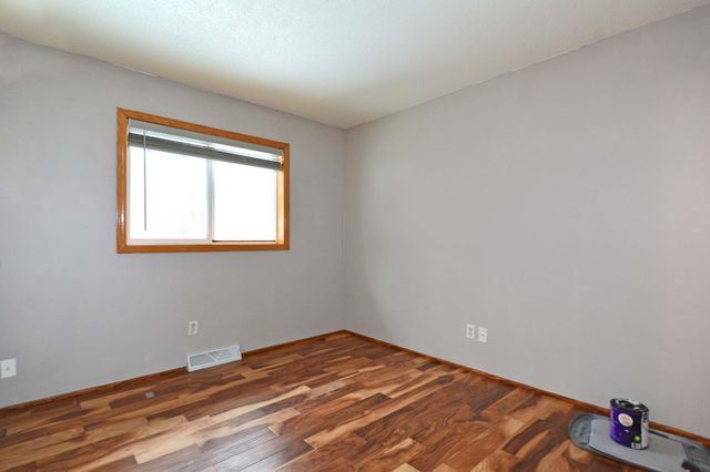 323 Morningside Circle, Saint Paul, MN 55119