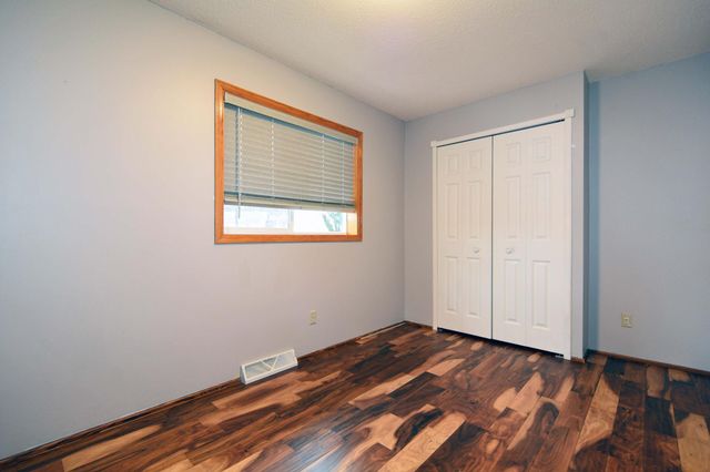 323 Morningside Circle, Saint Paul, MN 55119