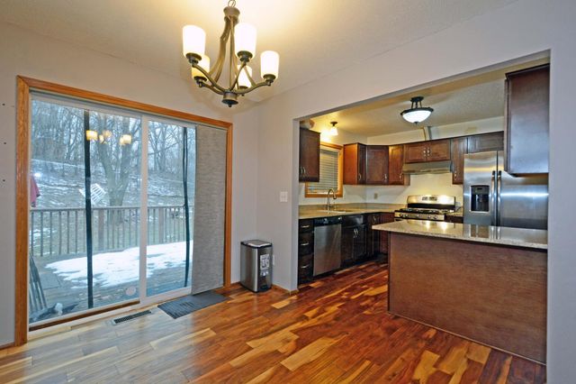 323 Morningside Circle, Saint Paul, MN 55119