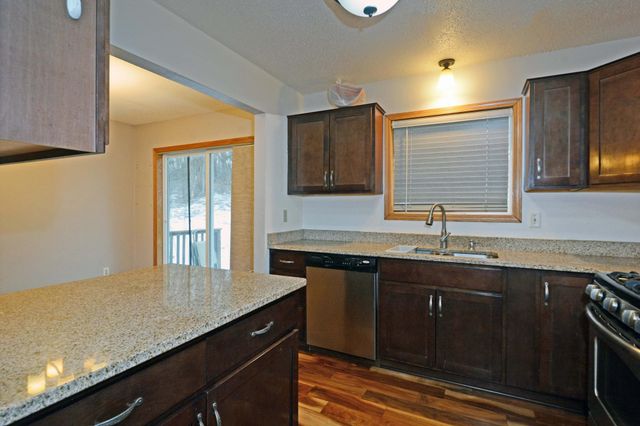 323 Morningside Circle, Saint Paul, MN 55119