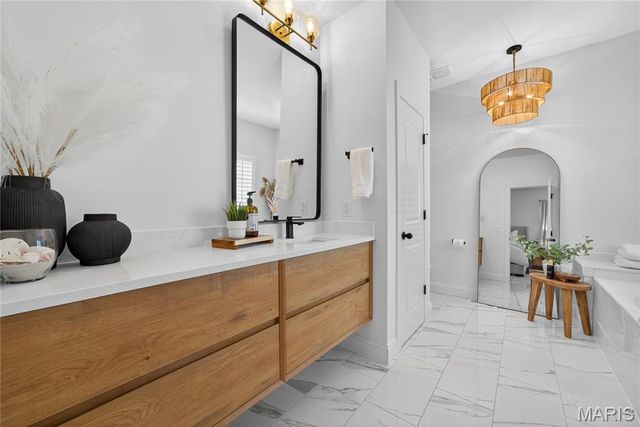 355 Countryshire Drive, Lake St Louis, MO 63367