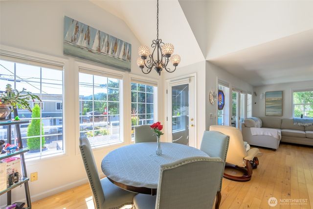 101 NE Wagon Wheel Road, Belfair, WA 98528