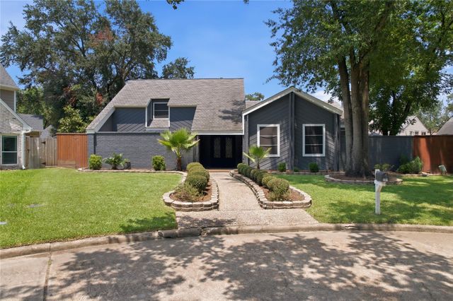 703 Queensmill Court, Houston, TX 77079