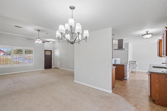 17250 Cottonwood Court, Newalla, OK 74857