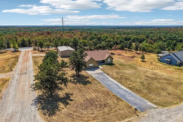 17250 Cottonwood Court, Newalla, OK 74857