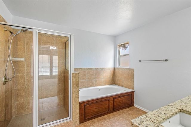 17250 Cottonwood Court, Newalla, OK 74857