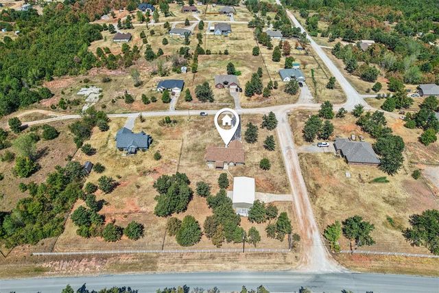 17250 Cottonwood Court, Newalla, OK 74857