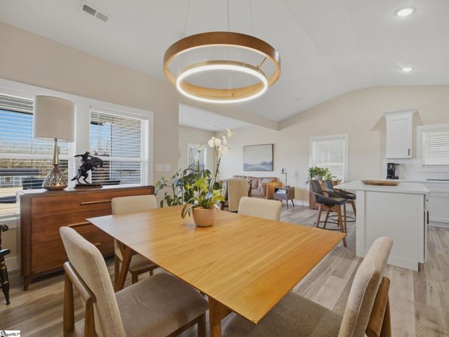 255 R C Thompson Road, Chesnee, SC 29323