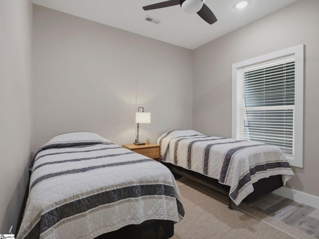 255 R C Thompson Road, Chesnee, SC 29323