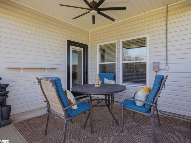 255 R C Thompson Road, Chesnee, SC 29323