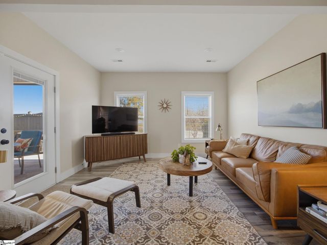 255 R C Thompson Road, Chesnee, SC 29323