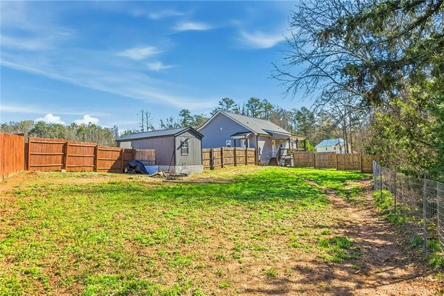 745 Dave Nix Road, Seneca, SC 29678