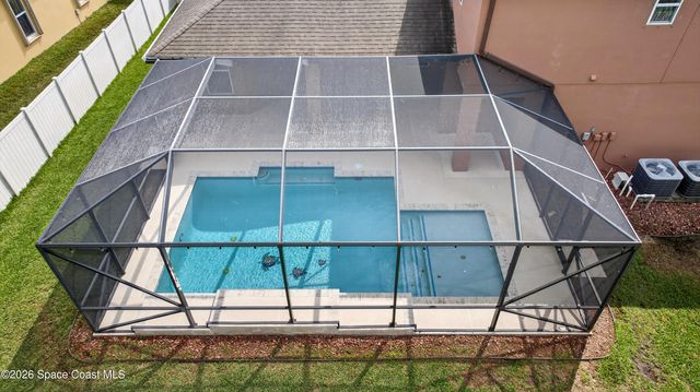 509 Easton Forest Circle SE, Palm Bay, FL 32909